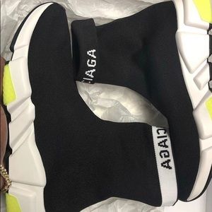 Worn ONCE!! Comes With Dust Bag & Sneaker Box